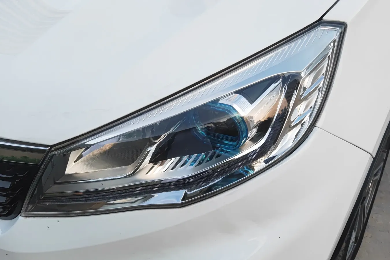 2017 Leopaard CS9 1.5L 113HP L4 CVT,autocango,china used car exporter,china ev exporter,chinese used car exporter,chinese used ev exporter