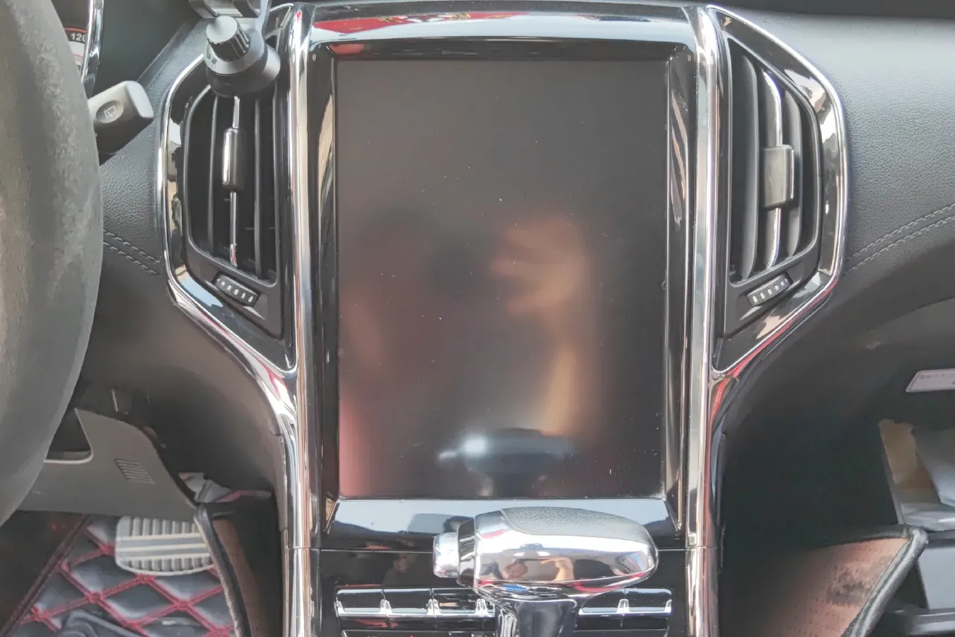 2017 Leopaard CS9 1.5L 113HP L4 CVT,autocango,china used car exporter,china ev exporter,chinese used car exporter,chinese used ev exporter