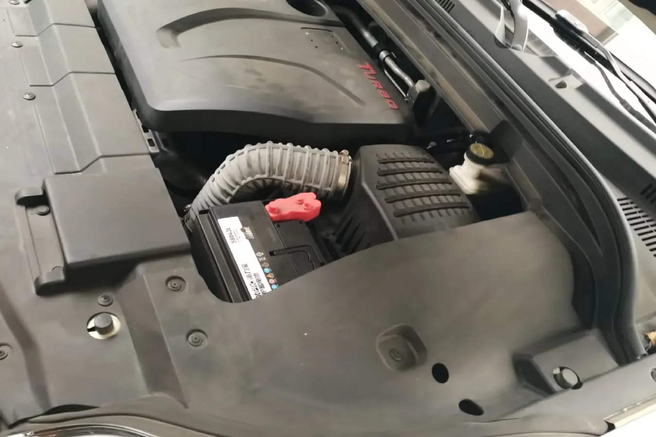 2017 Zotye SR9 2.0T 190HP L4 6DCT,autocango,china used car exporter,china ev exporter,chinese used car exporter,chinese used ev exporter