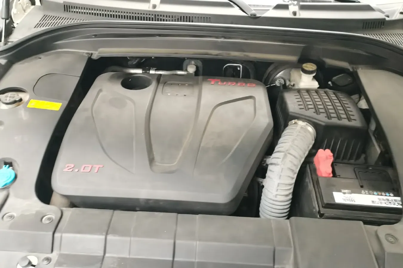 2017 Zotye SR9 2.0T 190HP L4 6DCT,autocango,china used car exporter,china ev exporter,chinese used car exporter,chinese used ev exporter