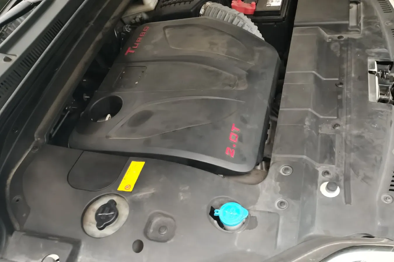 2017 Zotye SR9 2.0T 190HP L4 6DCT,autocango,china used car exporter,china ev exporter,chinese used car exporter,chinese used ev exporter