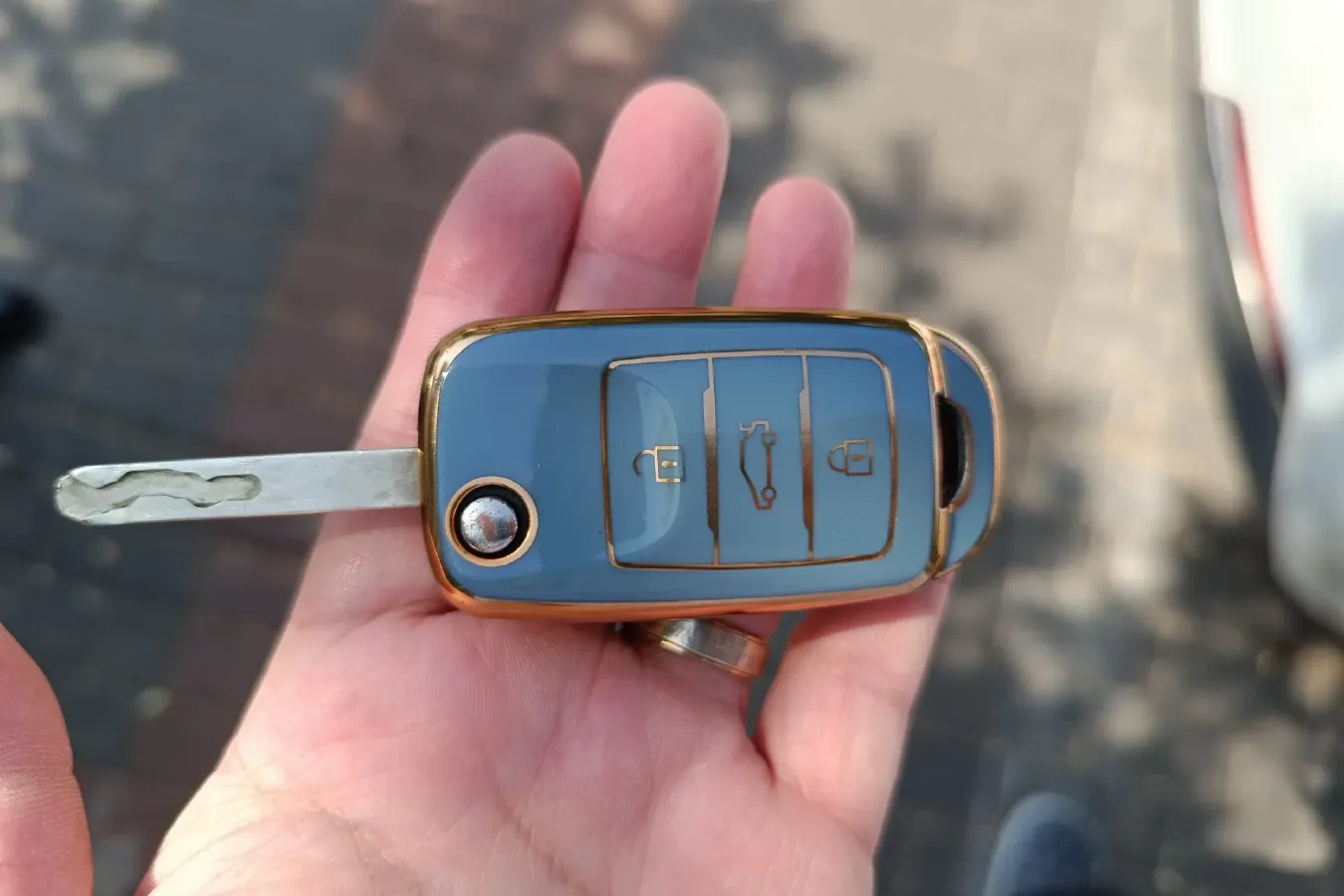 2015 ChangAn Alsvin V7 1.6L 124HP L4 5MT,autocango,china used car exporter,china ev exporter,chinese used car exporter,chinese used ev exporter