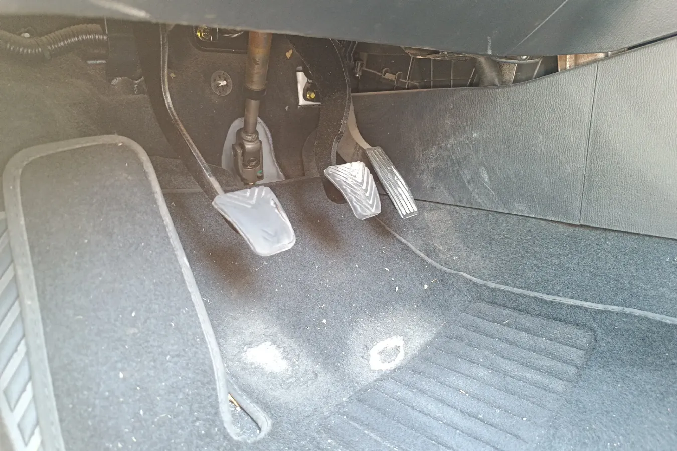 2015 ChangAn Alsvin V7 1.6L 124HP L4 5MT,autocango,china used car exporter,china ev exporter,chinese used car exporter,chinese used ev exporter