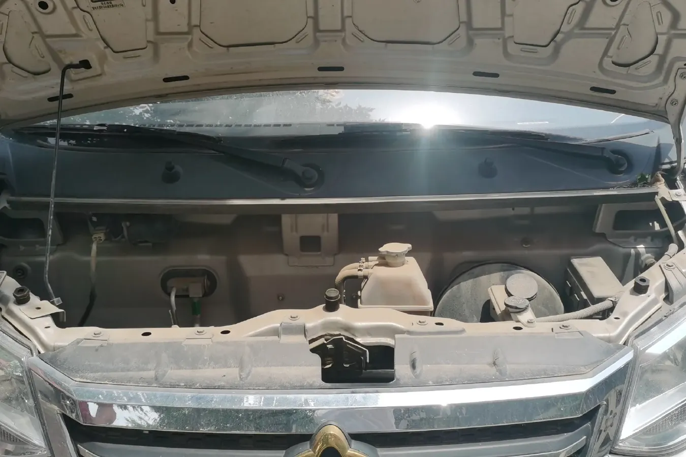 2018 ChangAn KuaYue New Leopard T3 1.5L 112HP L4 5MT,autocango,china used car exporter,china ev exporter,chinese used car exporter,chinese used ev exporter