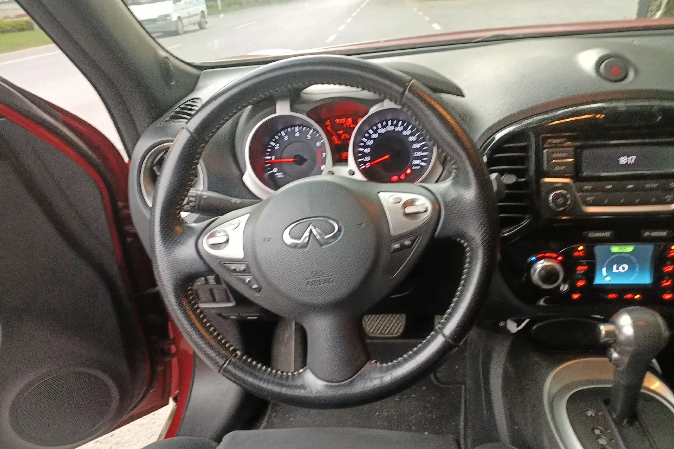 2014 Infiniti ESQ 1.6L 116HP L4 CVT,autocango,china used car exporter,china ev exporter,chinese used car exporter,chinese used ev exporter