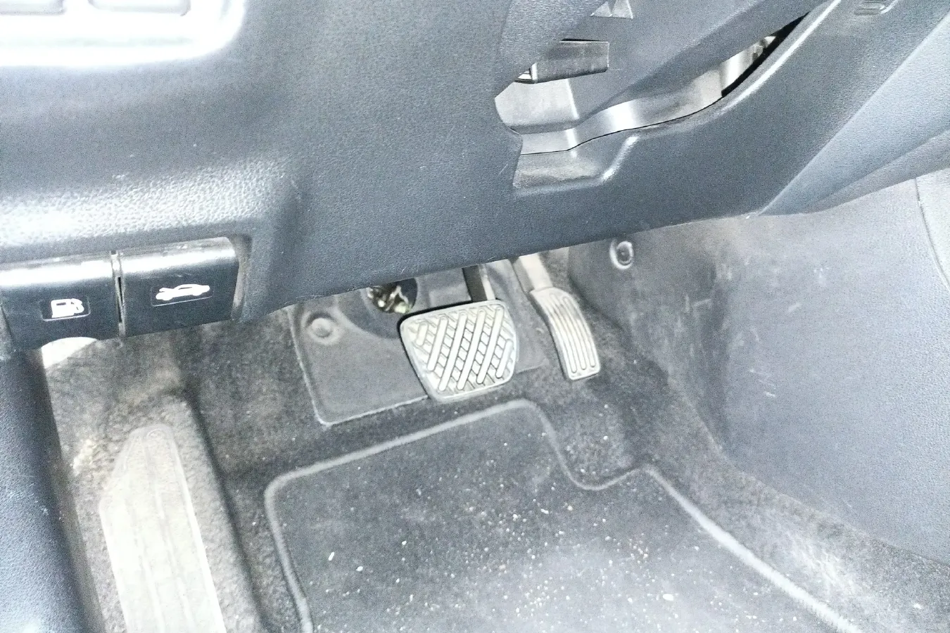 2014 Infiniti ESQ 1.6L 116HP L4 CVT,autocango,china used car exporter,china ev exporter,chinese used car exporter,chinese used ev exporter