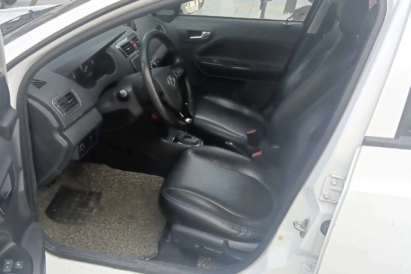 2015 JAC iEV BEV 19.2KWH,autocango,china used car exporter,china ev exporter,chinese used car exporter,chinese used ev exporter