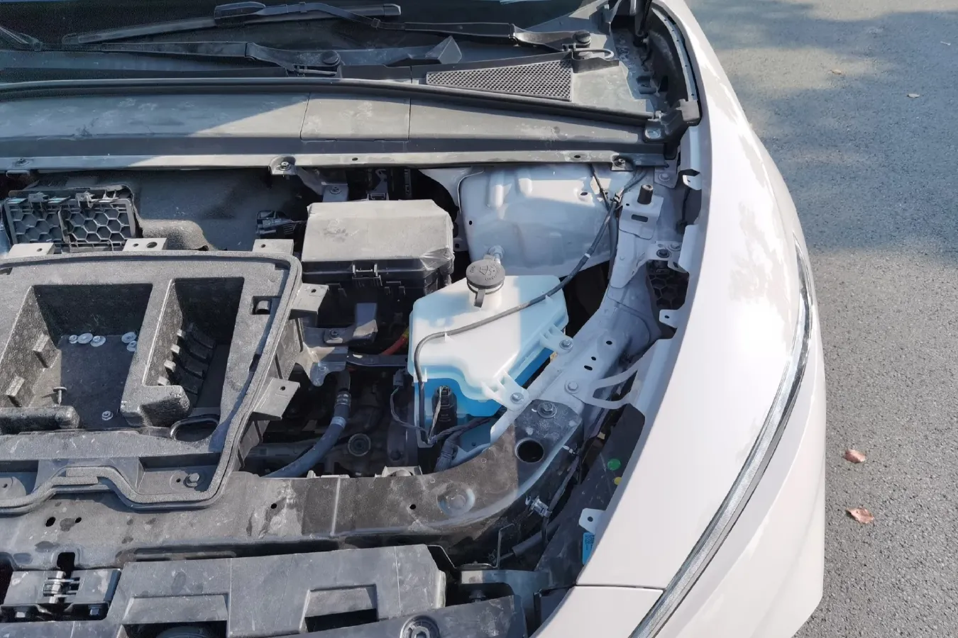 2023 Rising Auto F7 BEV 90KWH,autocango,china used car exporter,china ev exporter,chinese used car exporter,chinese used ev exporter