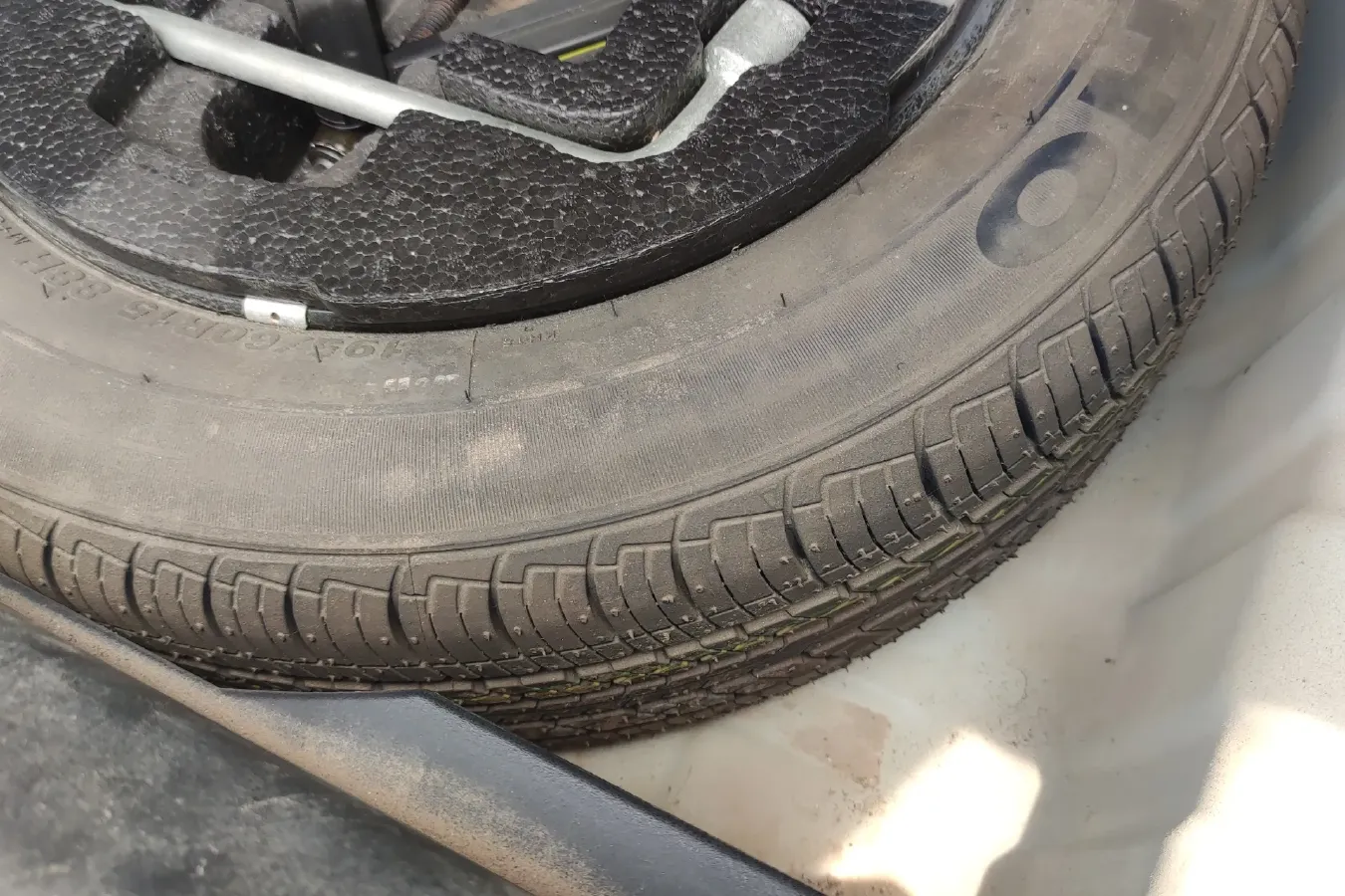 2012 Kia Cerato 1.6L 112HP L4 5MT,autocango,china used car exporter,china ev exporter,chinese used car exporter,chinese used ev exporter