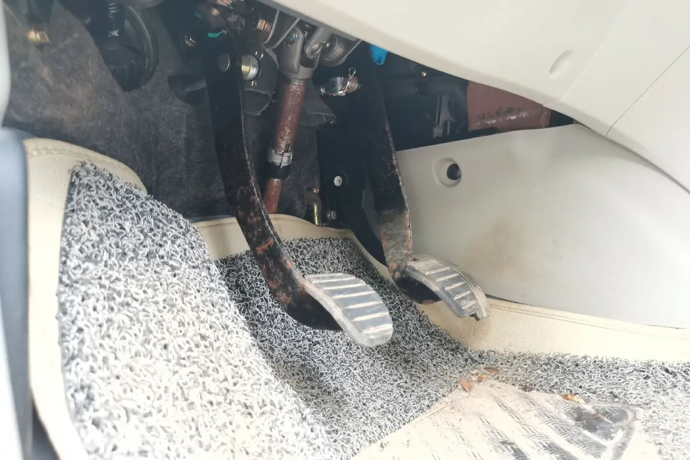 2017 DongFeng Forthing S500 1.5L 120HP L4 5MT,autocango,china used car exporter,china ev exporter,chinese used car exporter,chinese used ev exporter