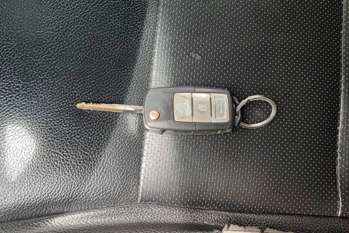 2015 LiFan LeTu 1.5L 109HP L4 5MT,autocango,china used car exporter,china ev exporter,chinese used car exporter,chinese used ev exporter