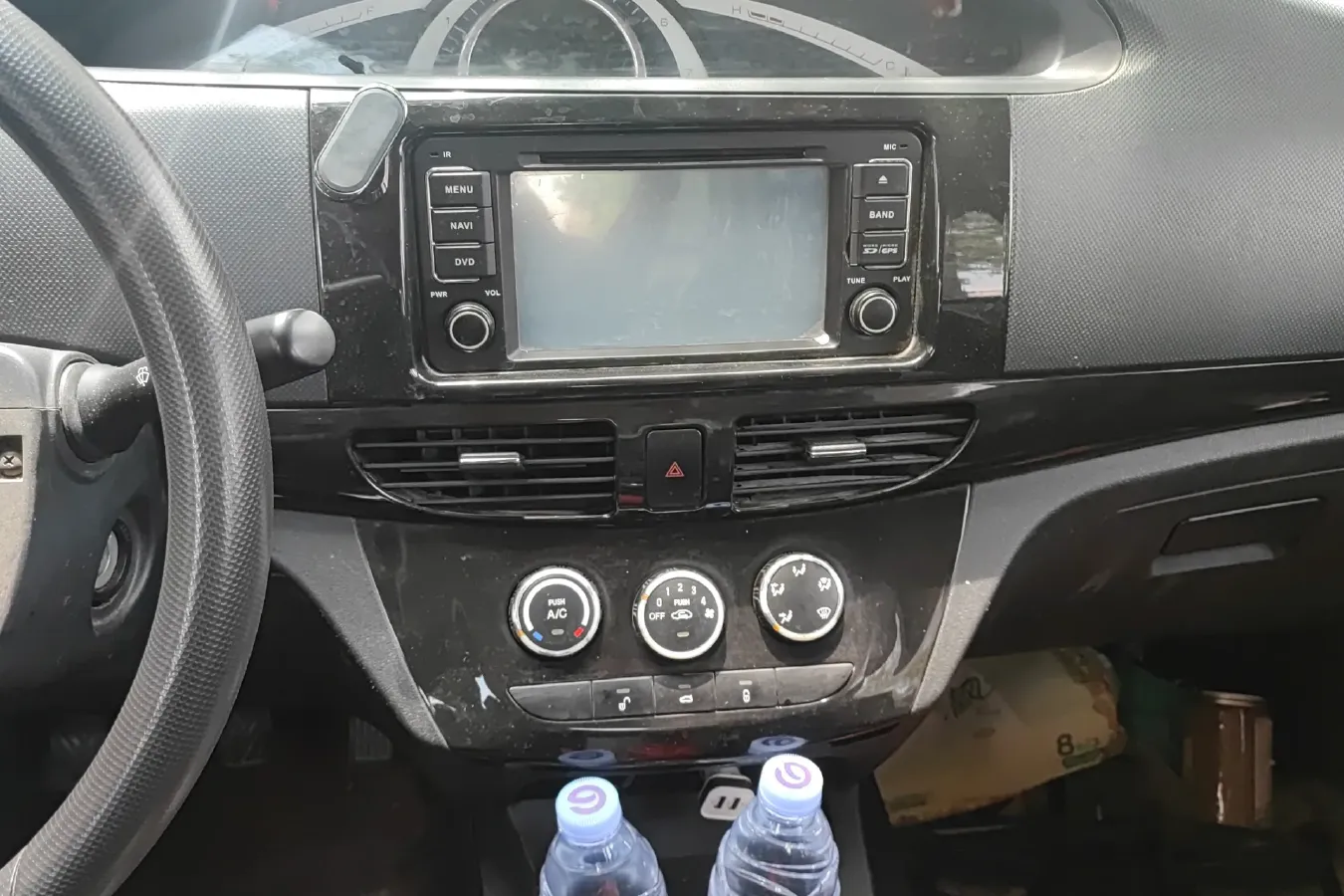 2015 LiFan LeTu 1.5L 109HP L4 5MT,autocango,china used car exporter,china ev exporter,chinese used car exporter,chinese used ev exporter