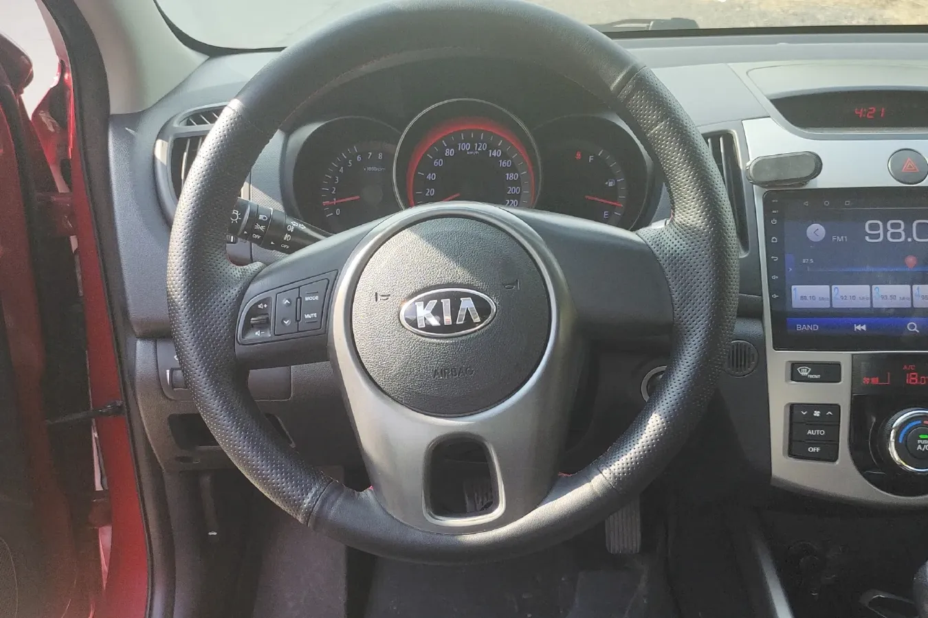 2011 Kia Forte 1.6L 123HP L4 4AT,autocango,china used car exporter,china ev exporter,chinese used car exporter,chinese used ev exporter