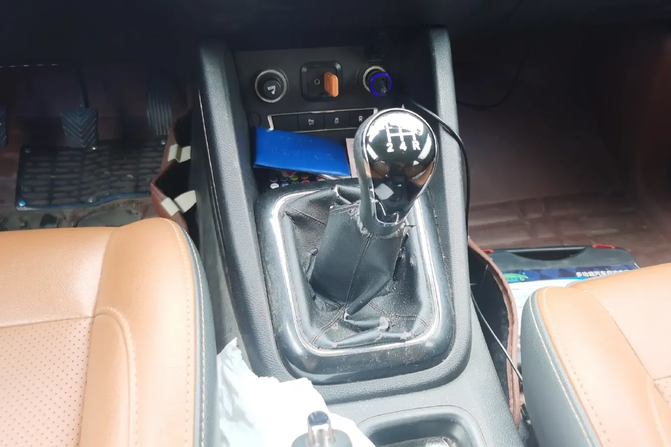 2016 ChangAn Oshan CX70 1.6L 117HP L4 5MT,autocango,china used car exporter,china ev exporter,chinese used car exporter,chinese used ev exporter