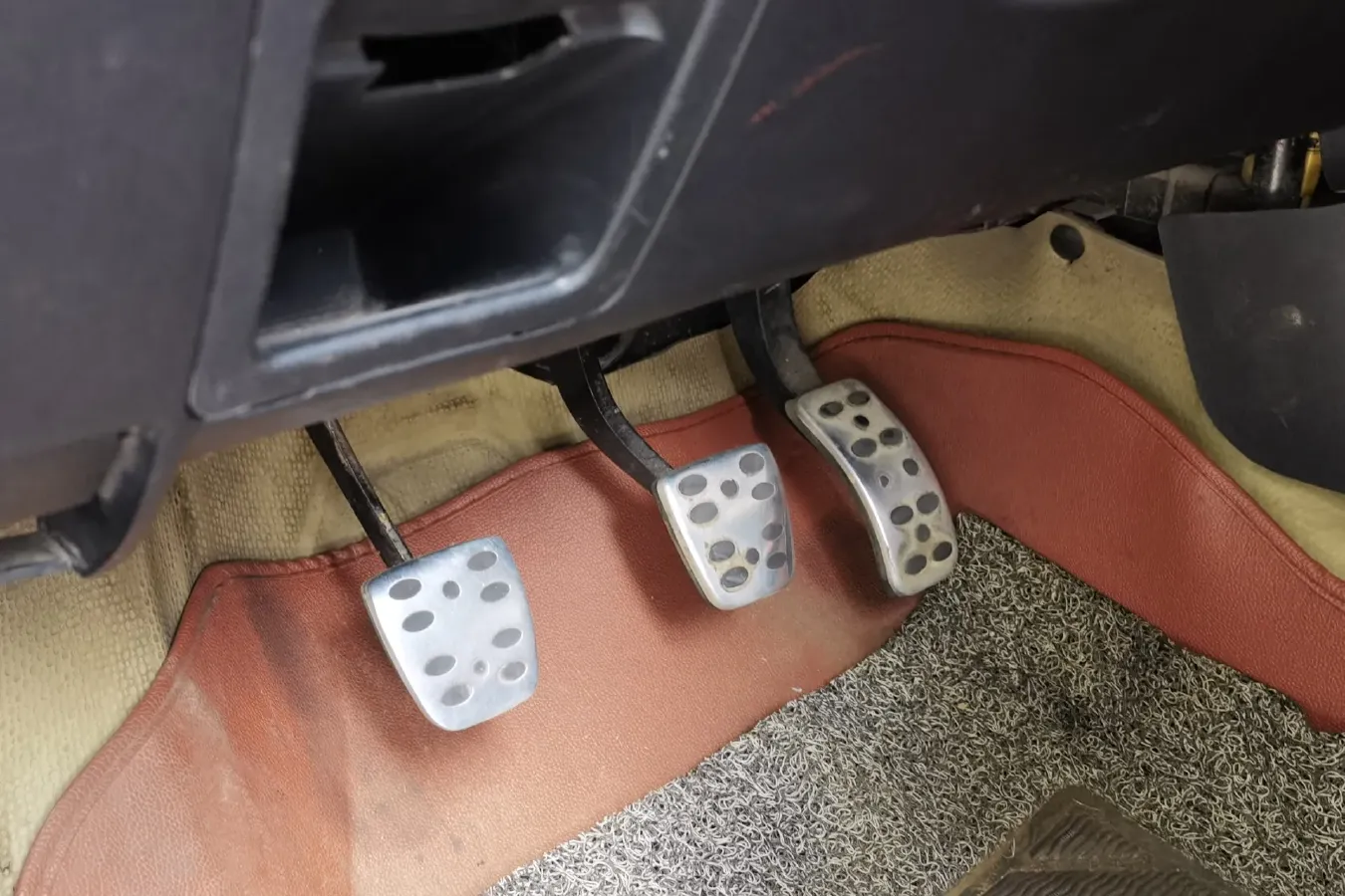 2012 Great Wall M2 1.5L 106HP L4 5MT,autocango,china used car exporter,china ev exporter,chinese used car exporter,chinese used ev exporter