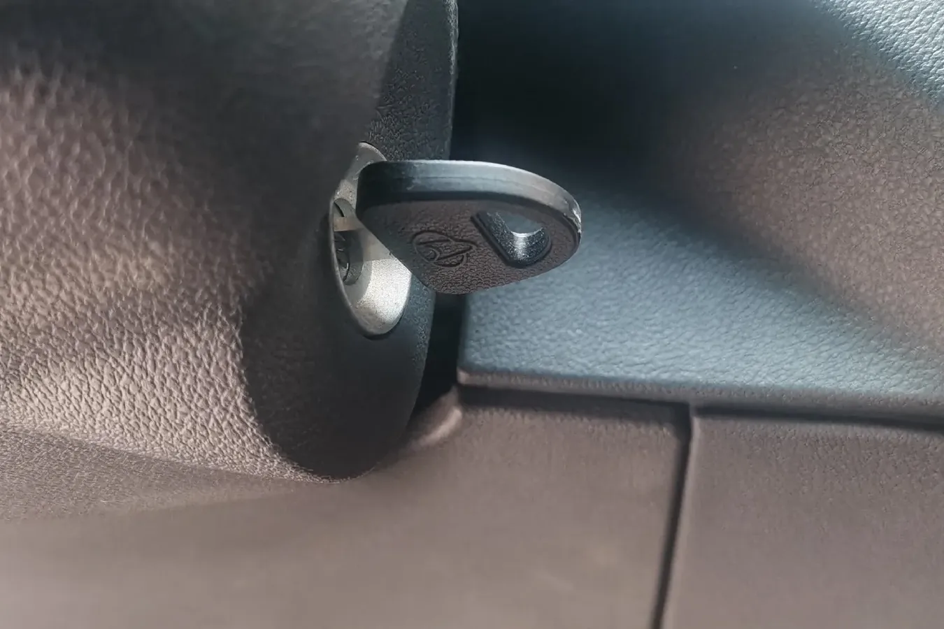 2022 ChangAn Kaicene ZhiXing 5 1.4L 103HP L4 5MT,autocango,china used car exporter,china ev exporter,chinese used car exporter,chinese used ev exporter