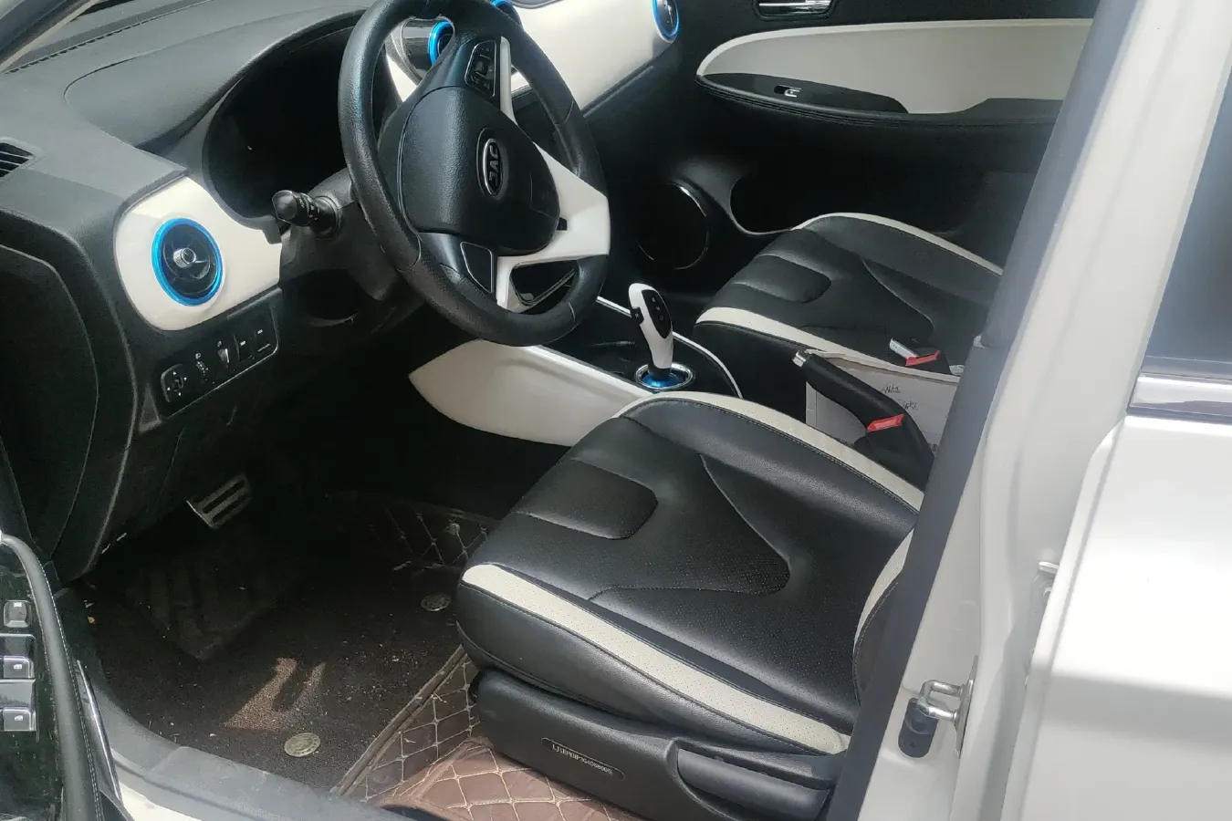 2017 JAC iEV7 BEV 24KWH,autocango,china used car exporter,china ev exporter,chinese used car exporter,chinese used ev exporter