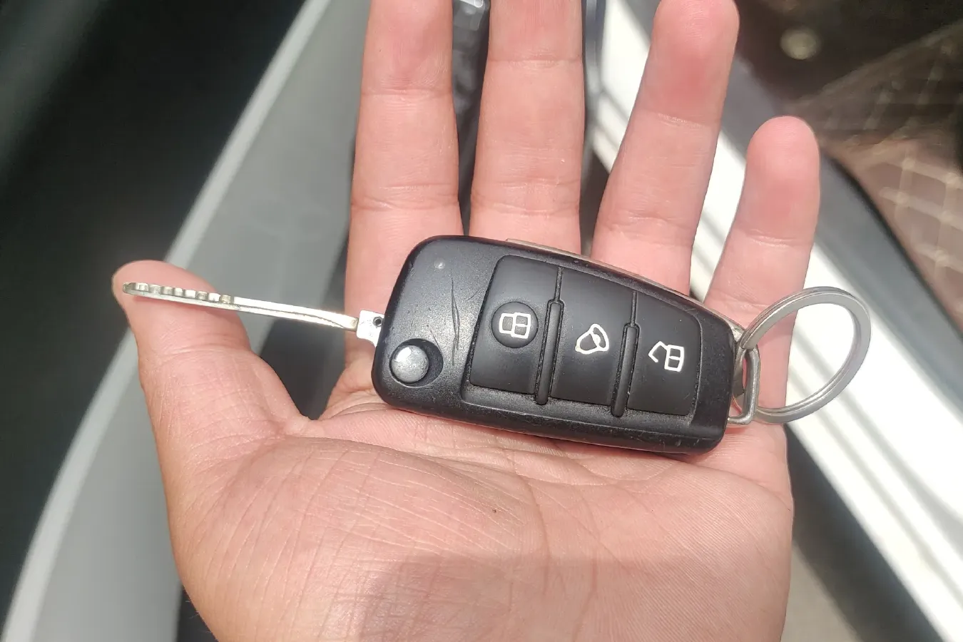 2017 JAC iEV7 BEV 24KWH,autocango,china used car exporter,china ev exporter,chinese used car exporter,chinese used ev exporter