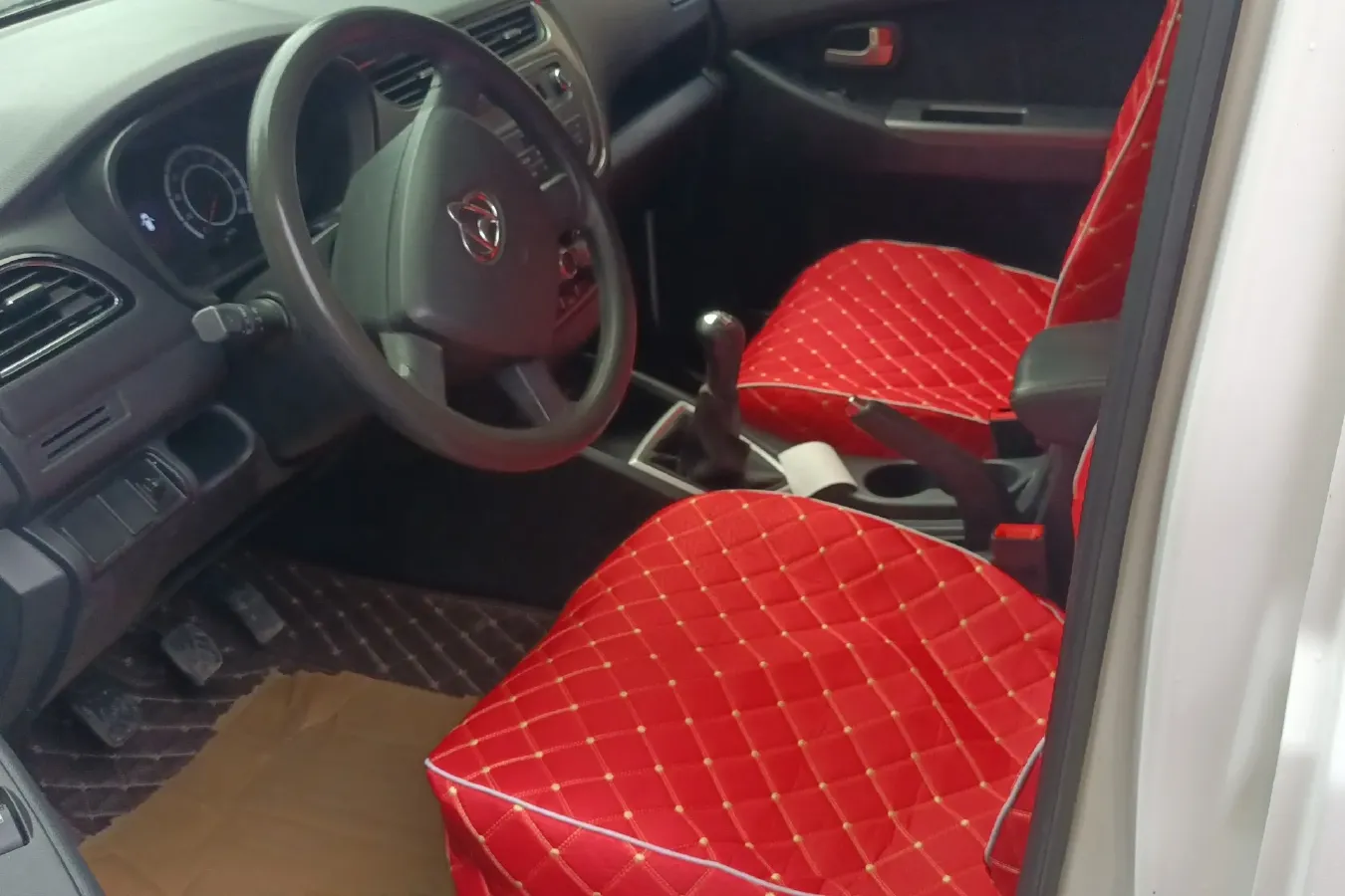 2019 ChangAn Kaicene Honor S 1.5L 107HP L4 5MT,autocango,china used car exporter,china ev exporter,chinese used car exporter,chinese used ev exporter