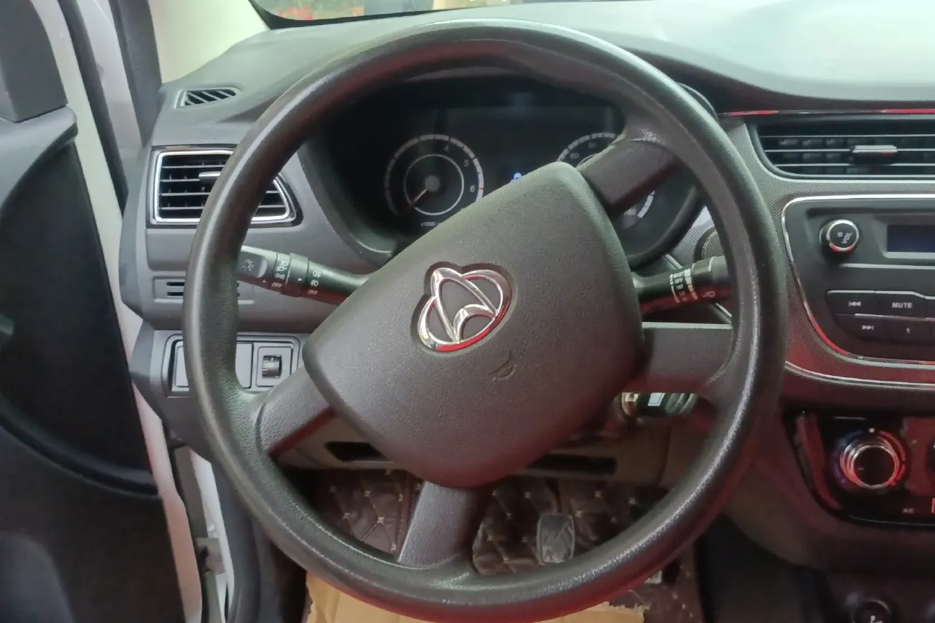 2019 ChangAn Kaicene Honor S 1.5L 107HP L4 5MT,autocango,china used car exporter,china ev exporter,chinese used car exporter,chinese used ev exporter