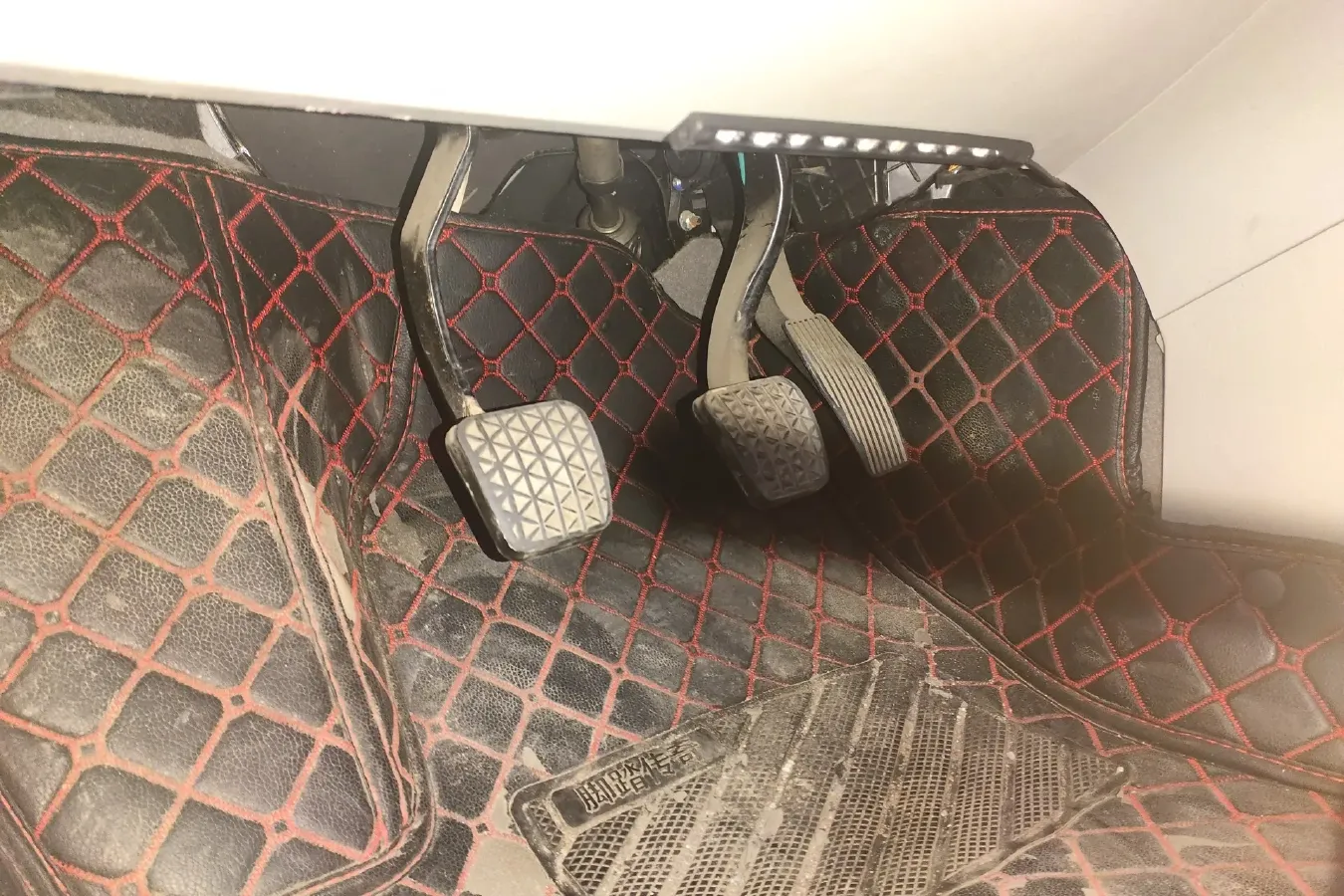 2014 BeiJing Auto Senova D50 1.5L 113HP L4 5MT,autocango,china used car exporter,china ev exporter,chinese used car exporter,chinese used ev exporter