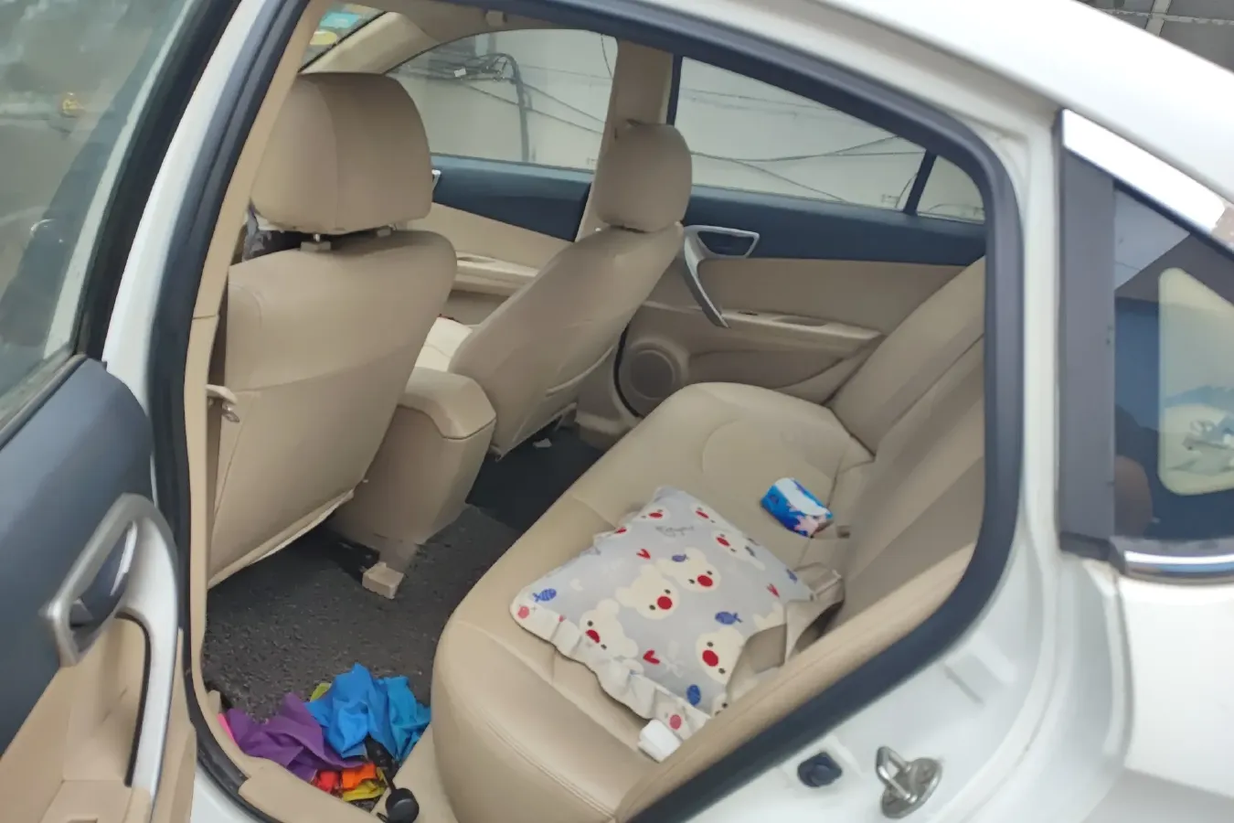 2014 Soueast V5 1.5L 120HP L4 5MT,autocango,china used car exporter,china ev exporter,chinese used car exporter,chinese used ev exporter