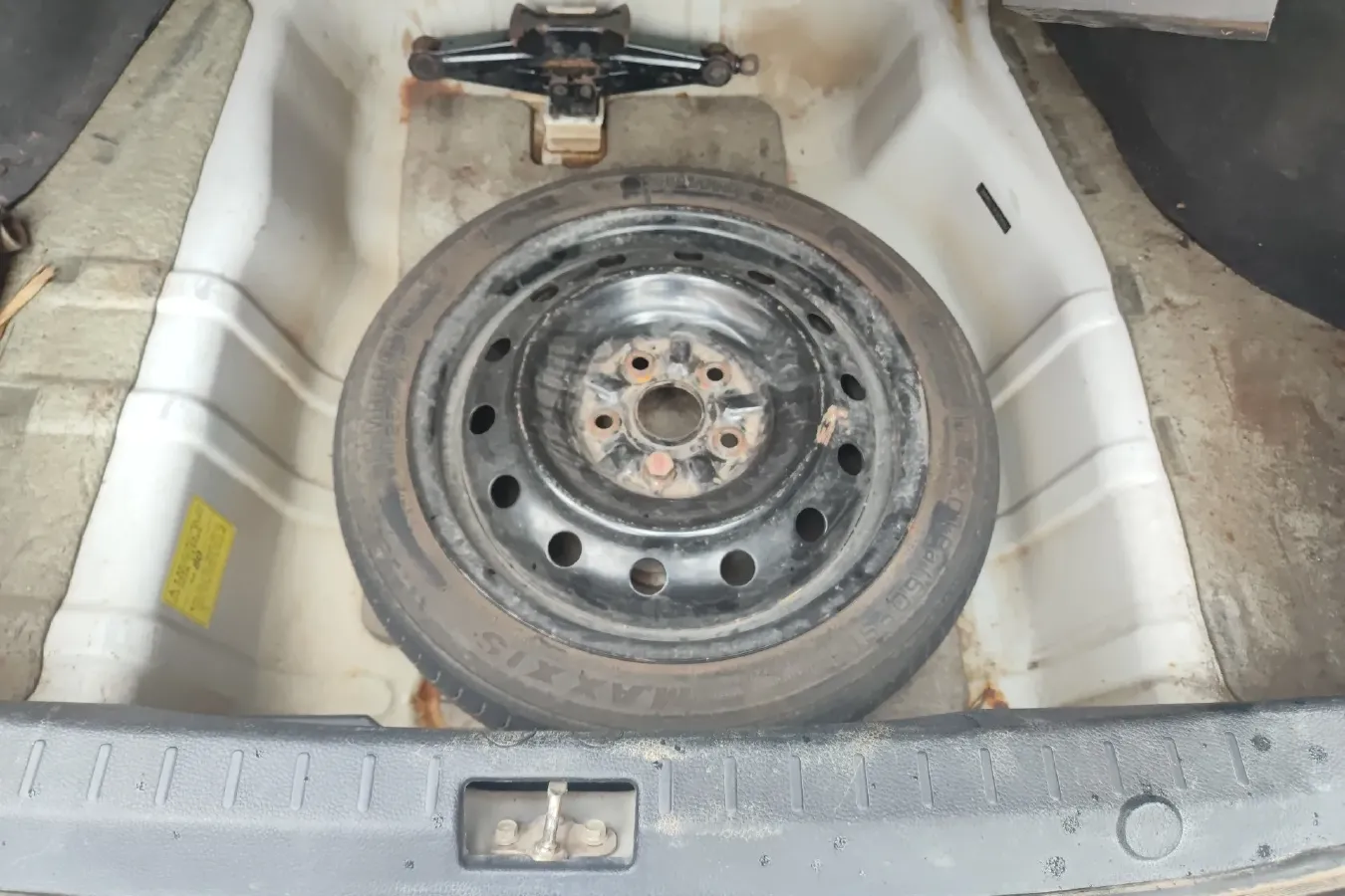 2014 Soueast V5 1.5L 120HP L4 5MT,autocango,china used car exporter,china ev exporter,chinese used car exporter,chinese used ev exporter