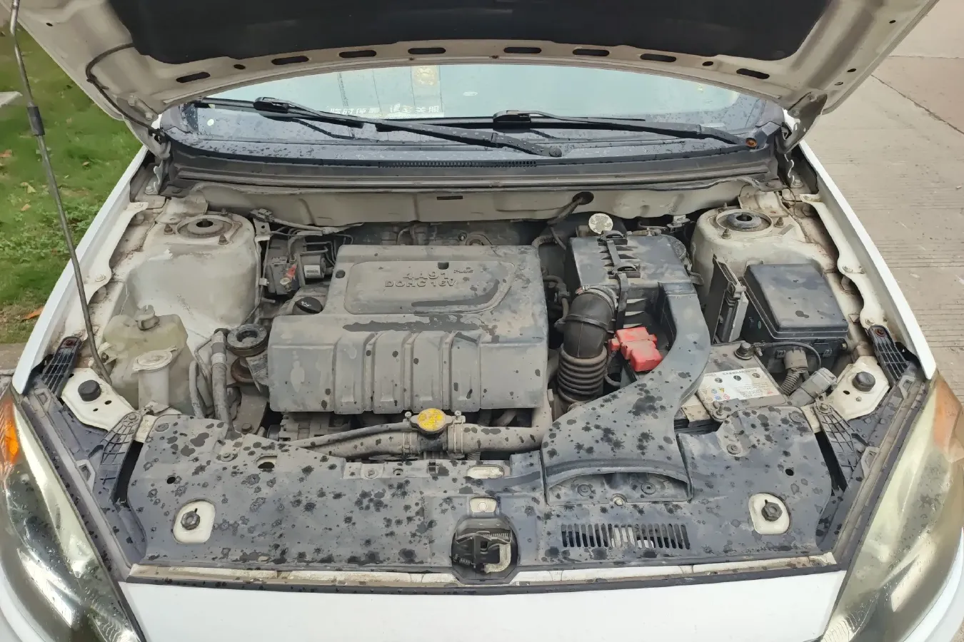 2014 Soueast V5 1.5L 120HP L4 5MT,autocango,china used car exporter,china ev exporter,chinese used car exporter,chinese used ev exporter