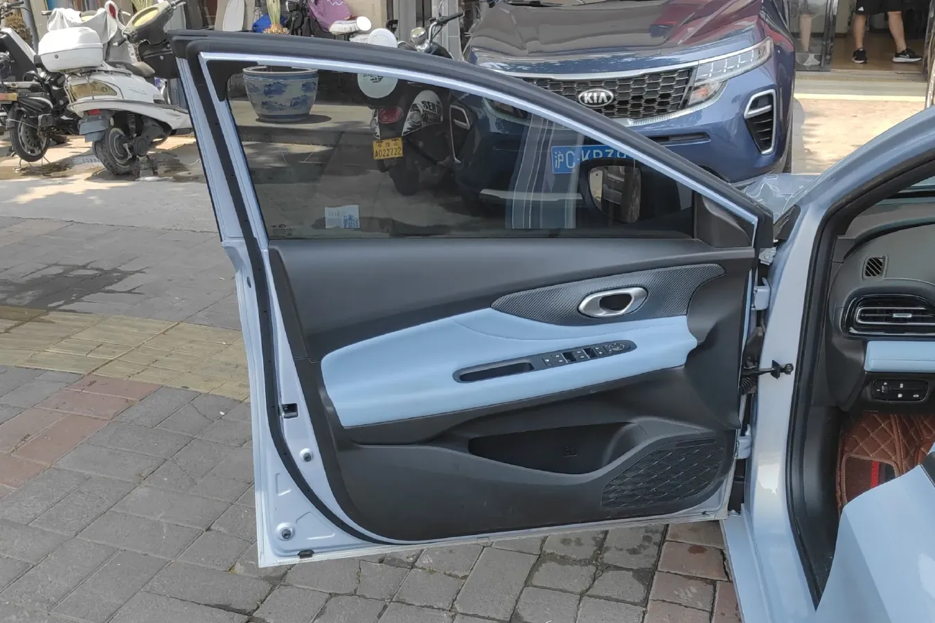 2023 GAC Trumpchi Empow 2.0L 140HP L4 2DHT Hybrid 2.1KWH,autocango,china used car exporter,china ev exporter,chinese used car exporter,chinese used ev exporter