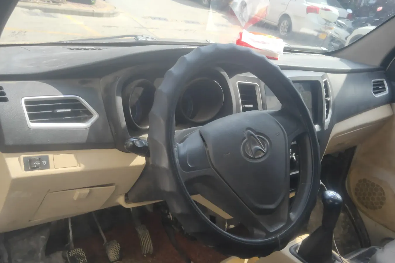 2021 ChangAn KuaYue New Leopard T3 1.2L 91HP L4 5MT,autocango,china used car exporter,china ev exporter,chinese used car exporter,chinese used ev exporter