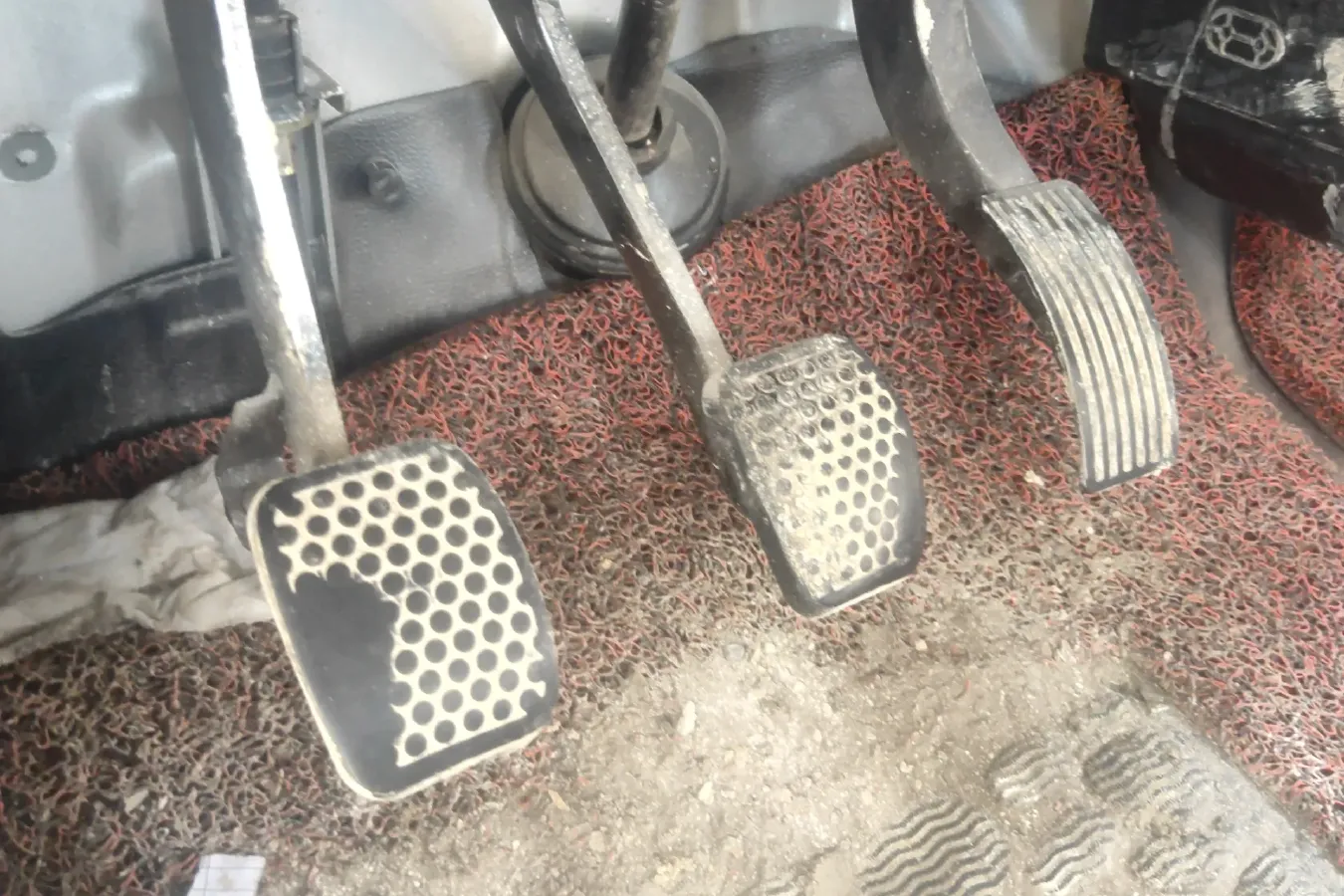 2021 ChangAn KuaYue New Leopard T3 1.2L 91HP L4 5MT,autocango,china used car exporter,china ev exporter,chinese used car exporter,chinese used ev exporter