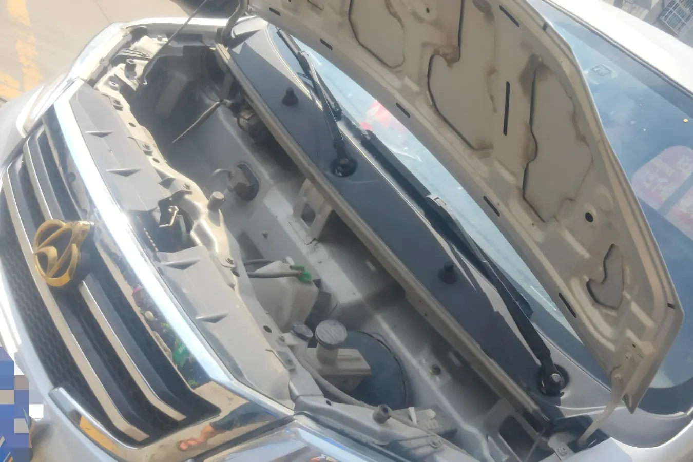 2021 ChangAn KuaYue New Leopard T3 1.2L 91HP L4 5MT,autocango,china used car exporter,china ev exporter,chinese used car exporter,chinese used ev exporter