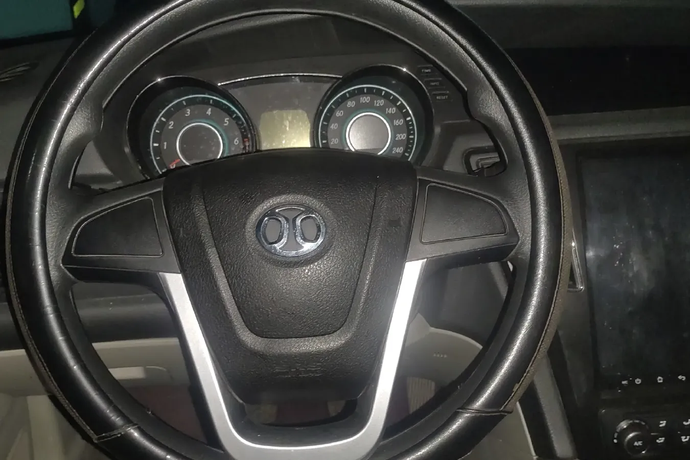 2014 BeiJing Auto Senova D50 1.5L 113HP L4 5MT,autocango,china used car exporter,china ev exporter,chinese used car exporter,chinese used ev exporter