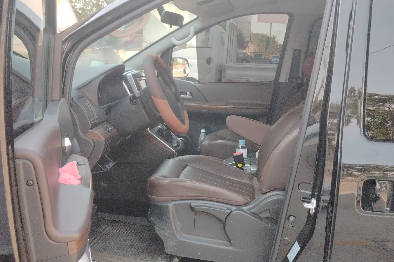 2021 DongFeng Forthing LingZhi Plus 2.0L 133HP L4 6MT,autocango,china used car exporter,china ev exporter,chinese used car exporter,chinese used ev exporter