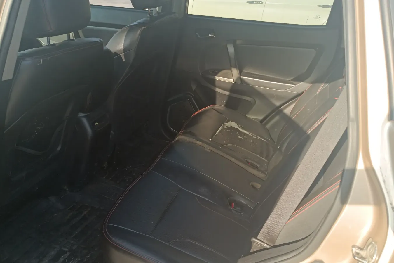 2014 Geely SX7 2.0L 141HP L4 6AT,autocango,china used car exporter,china ev exporter,chinese used car exporter,chinese used ev exporter