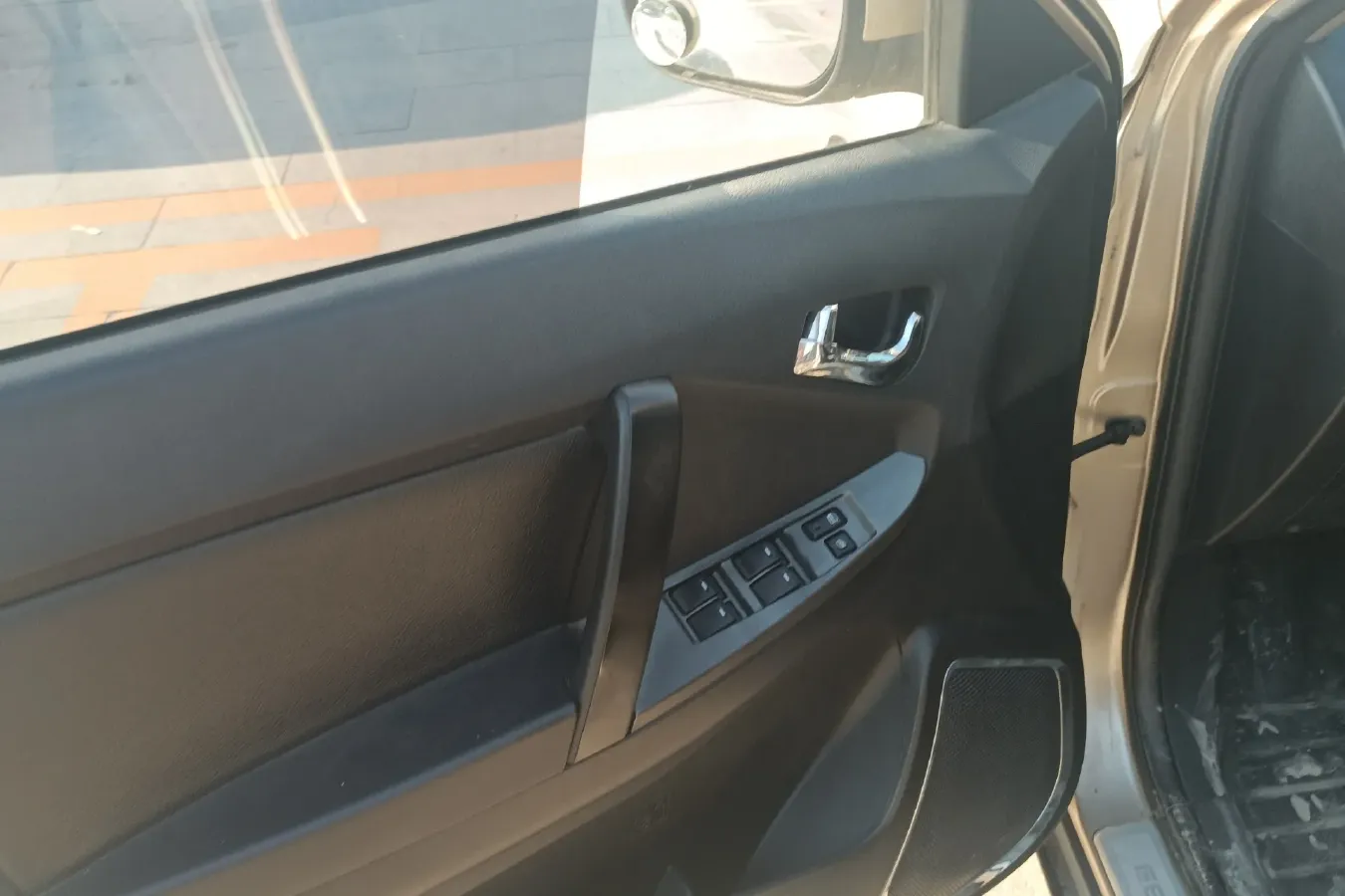 2014 Geely SX7 2.0L 141HP L4 6AT,autocango,china used car exporter,china ev exporter,chinese used car exporter,chinese used ev exporter