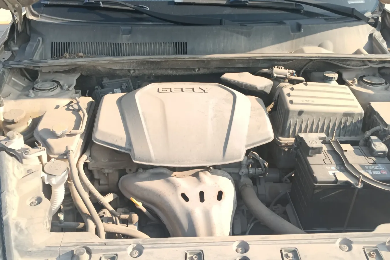 2014 Geely SX7 2.0L 141HP L4 6AT,autocango,china used car exporter,china ev exporter,chinese used car exporter,chinese used ev exporter