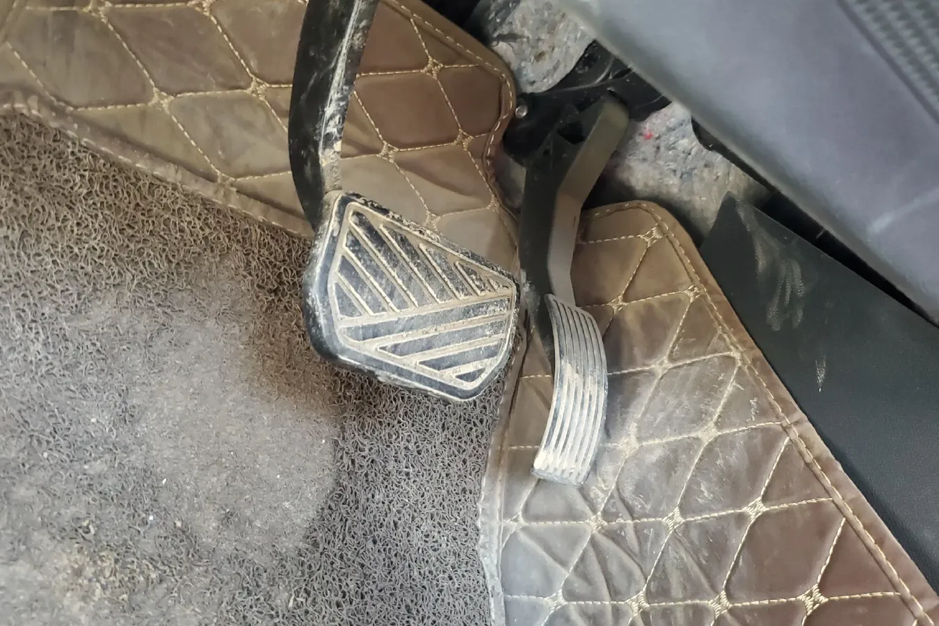 2021 ChangAn Kaicene KaiCheng F70 2.4T 211HP L4 6AT,autocango,china used car exporter,china ev exporter,chinese used car exporter,chinese used ev exporter