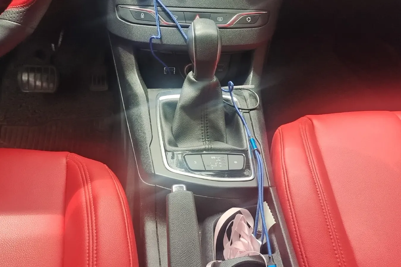 2015 Peugeot 308S 1.2T 136HP L3 6AT,autocango,china used car exporter,china ev exporter,chinese used car exporter,chinese used ev exporter