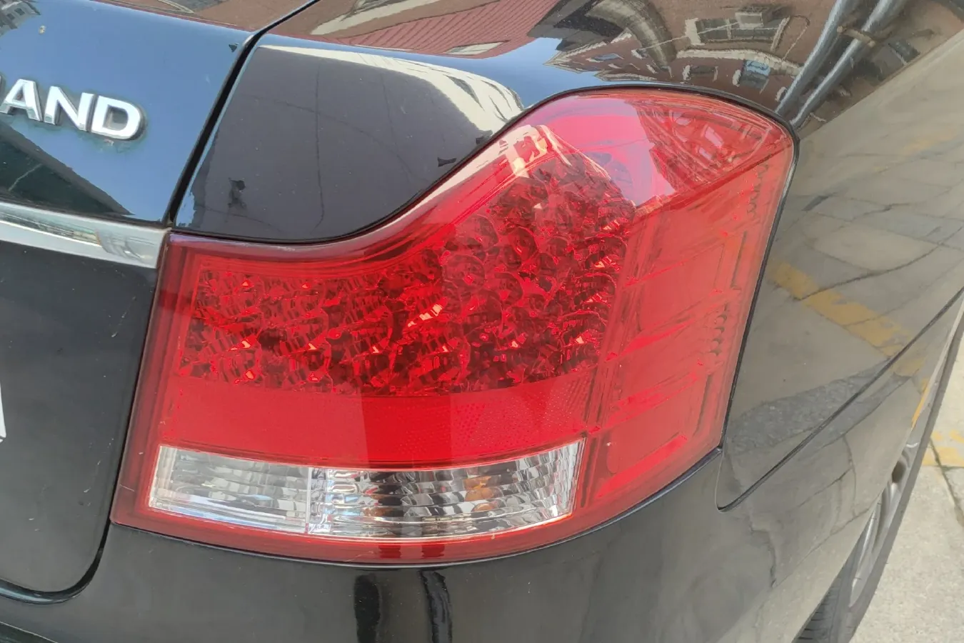 2011 Geely EC8 2.0L 136HP L4 5MT,autocango,china used car exporter,china ev exporter,chinese used car exporter,chinese used ev exporter