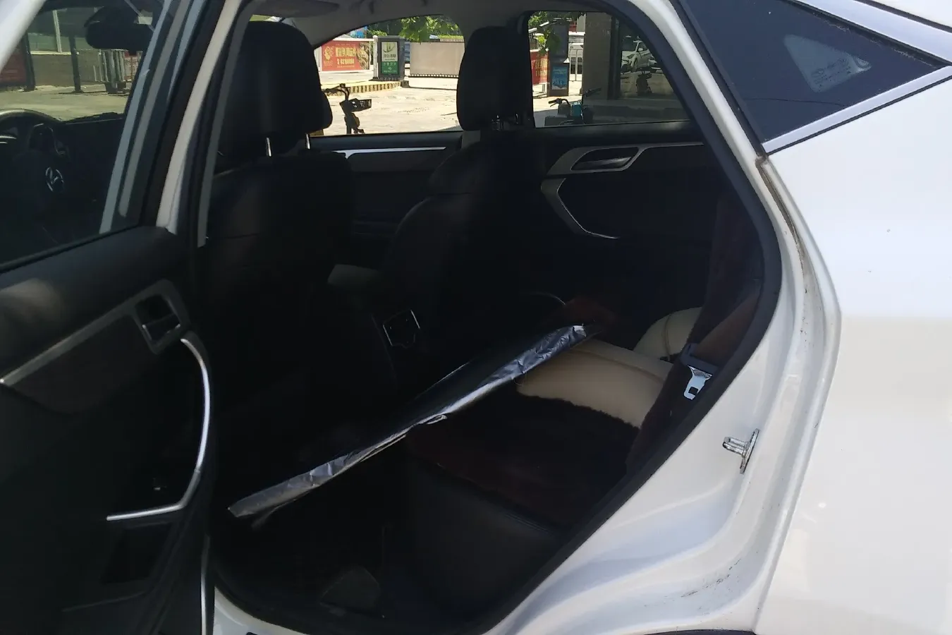 2020 Soueast DX7 1.5T 197HP L4 7DCT,autocango,china used car exporter,china ev exporter,chinese used car exporter,chinese used ev exporter