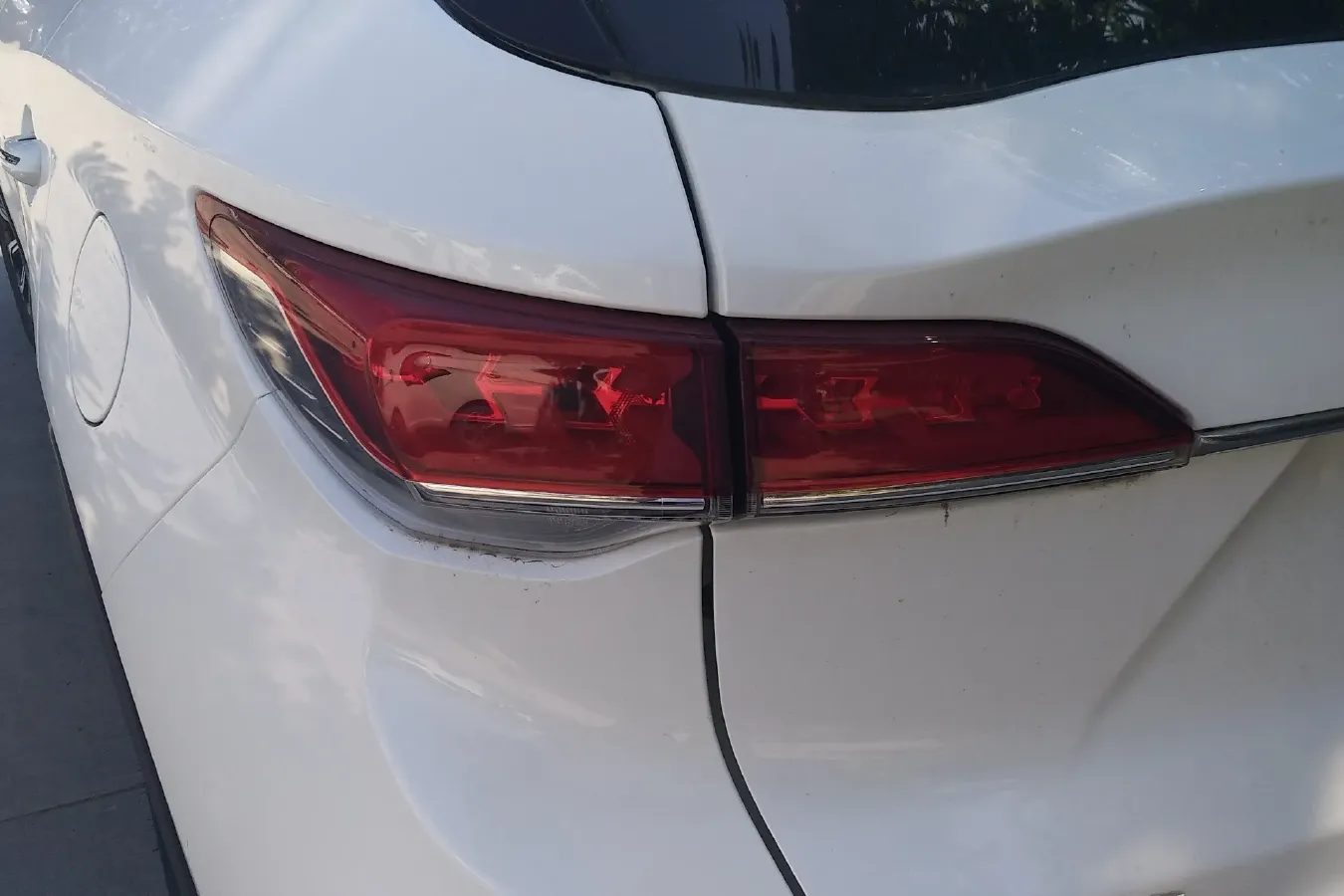 2020 Soueast DX7 1.5T 197HP L4 7DCT,autocango,china used car exporter,china ev exporter,chinese used car exporter,chinese used ev exporter