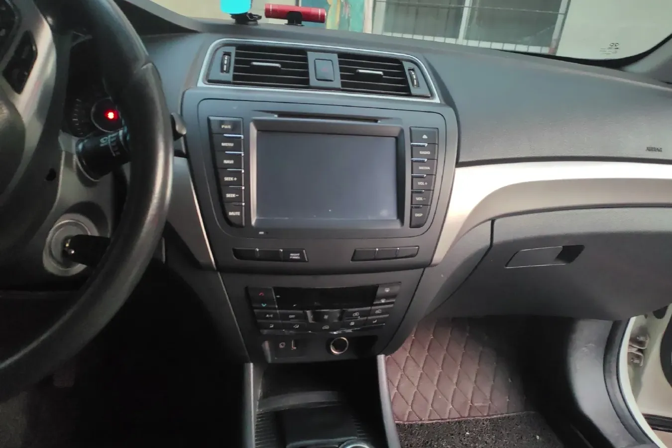 2015 BeiJing Auto Senova X65 2.0T 177HP L4 5MT,autocango,china used car exporter,china ev exporter,chinese used car exporter,chinese used ev exporter