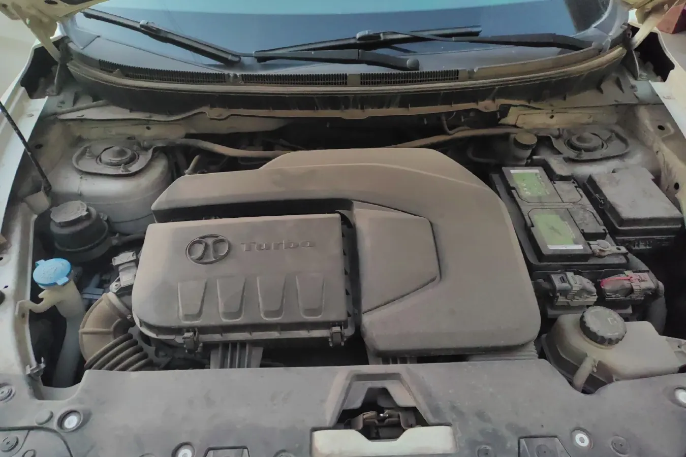 2015 BeiJing Auto Senova X65 2.0T 177HP L4 5MT,autocango,china used car exporter,china ev exporter,chinese used car exporter,chinese used ev exporter