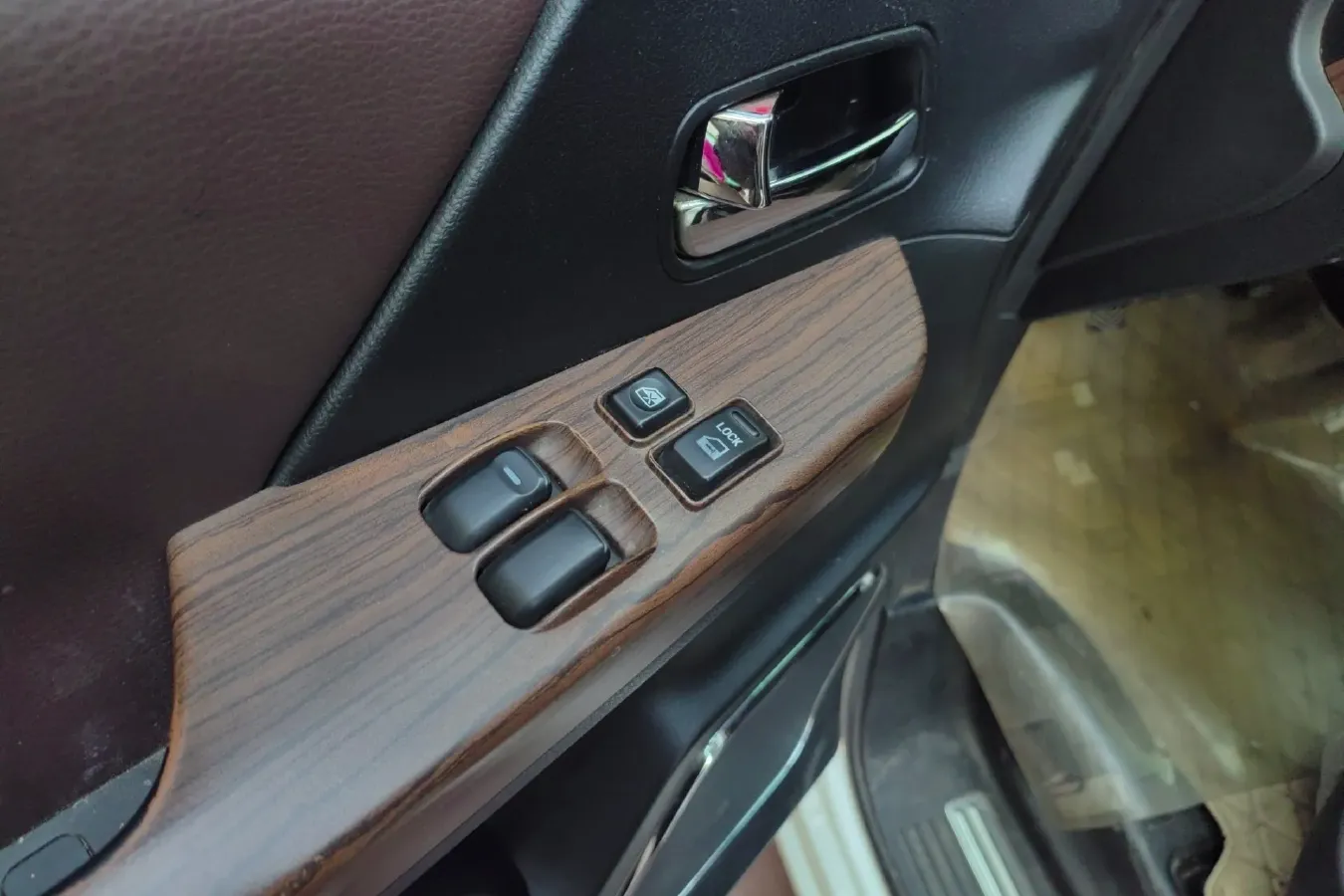 2016 DongFeng Forthing CM7 2.0T 190HP L4 6MT,autocango,china used car exporter,china ev exporter,chinese used car exporter,chinese used ev exporter