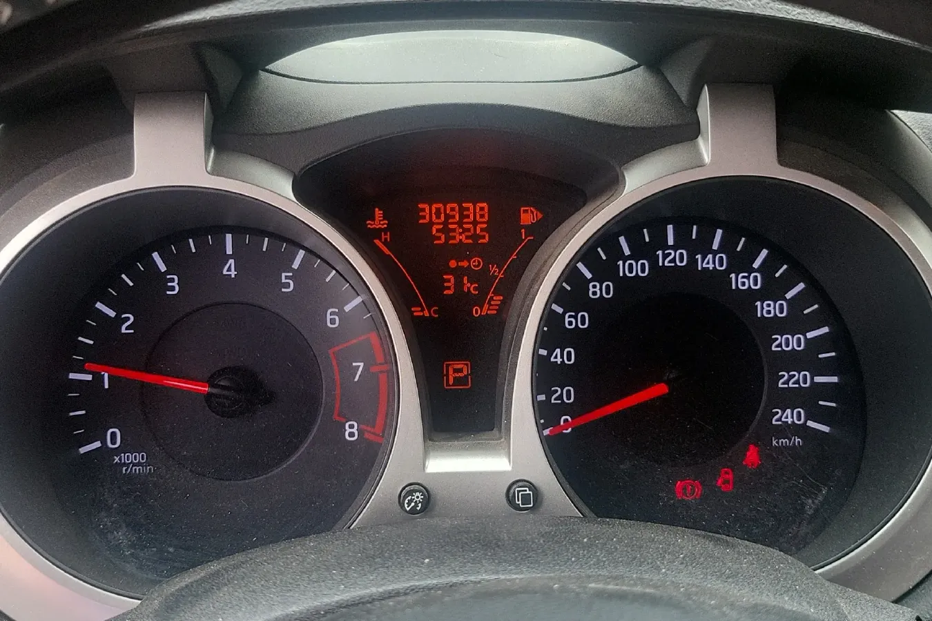 2014 Infiniti ESQ 1.6L 116HP L4 CVT,autocango,china used car exporter,china ev exporter,chinese used car exporter,chinese used ev exporter