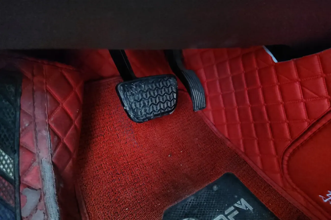 2020 DongFeng Fengon Fengon ix7 2.0T 231HP L4 6AT,autocango,china used car exporter,china ev exporter,chinese used car exporter,chinese used ev exporter