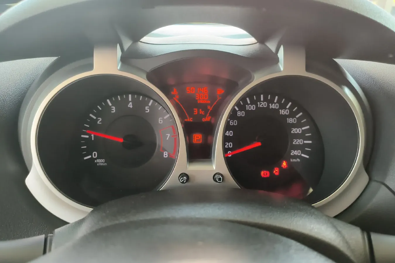 2014 Infiniti ESQ 1.6L 116HP L4 CVT,autocango,china used car exporter,china ev exporter,chinese used car exporter,chinese used ev exporter