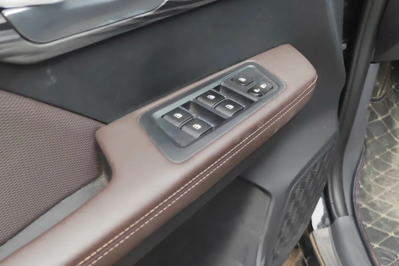 2021 JAC Hunter 2.0T 150HP L4 6MT,autocango,china used car exporter,china ev exporter,chinese used car exporter,chinese used ev exporter