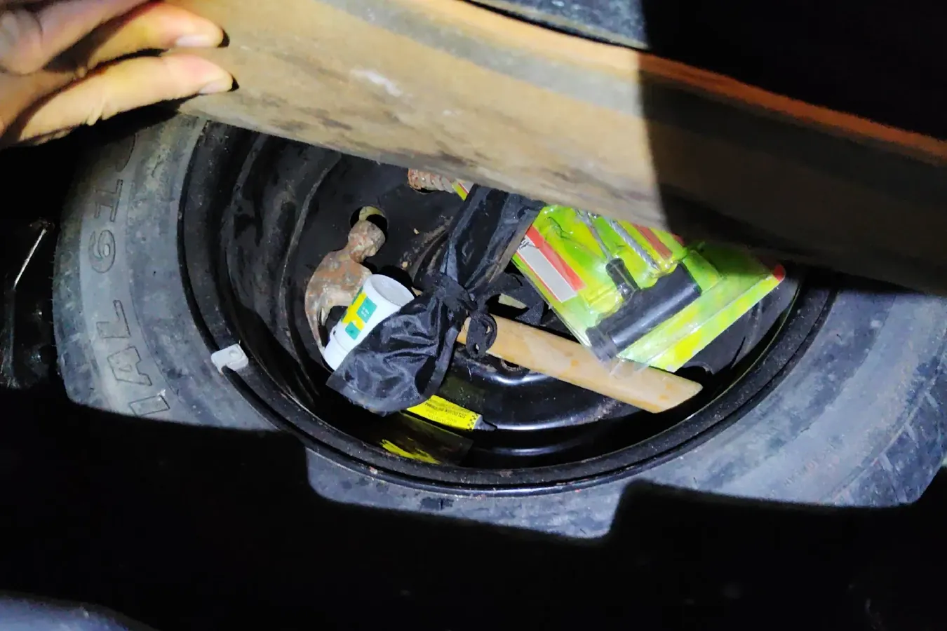 2011 Chery E5 1.5L 109HP L4 5MT,autocango,china used car exporter,china ev exporter,chinese used car exporter,chinese used ev exporter